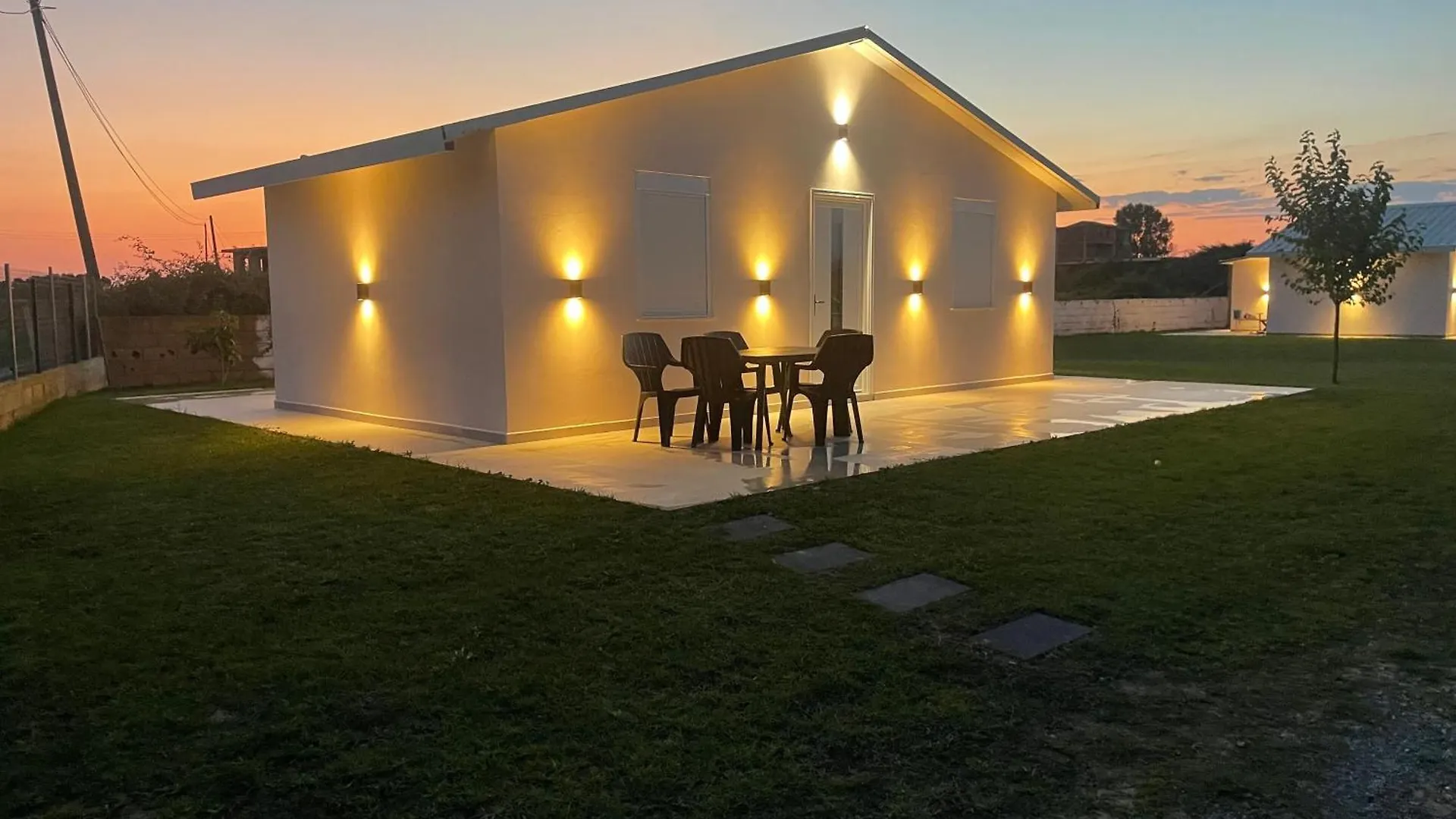 Garden Beach House Hamallaj Holiday home